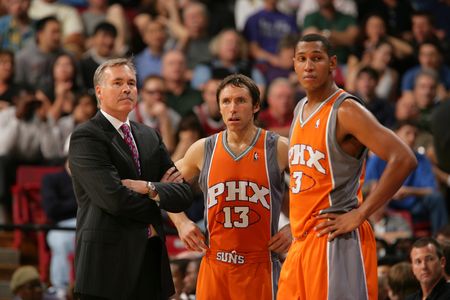 使他成为了 使他成为了