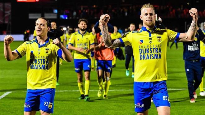 赢得进入决 赢得进入决