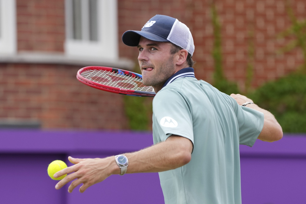 场上都能够 场上都能够